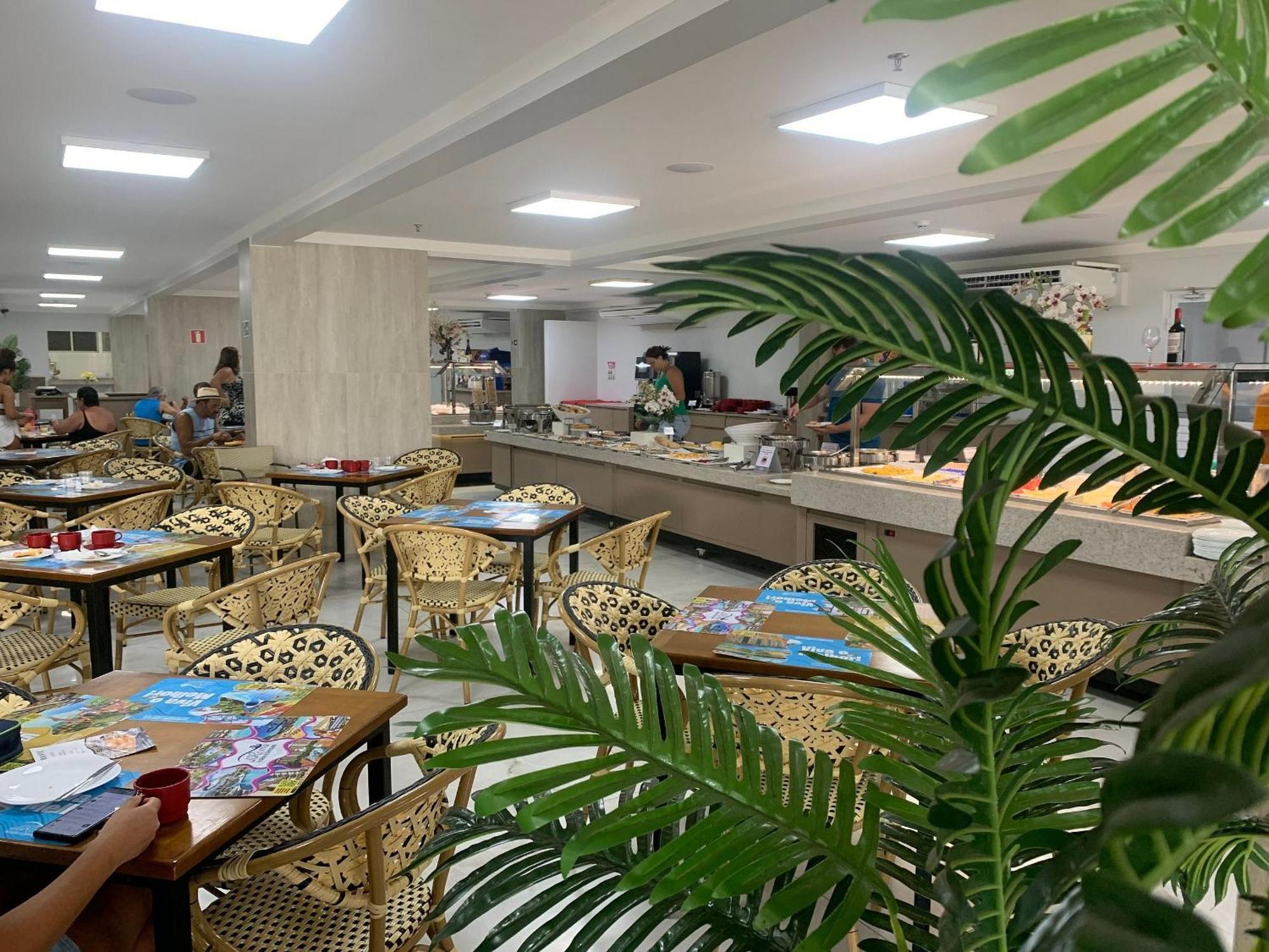 Hotel Spazzio Diroma Cafe Da Manha E Acesso Ao Acqua Park Калдас Новас Екстериор снимка